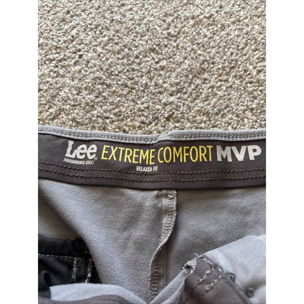 Mens Lee Extreme Comfort Relaxed Fit‎ Grey Pants Size 42/30 - Picture 3 of 6